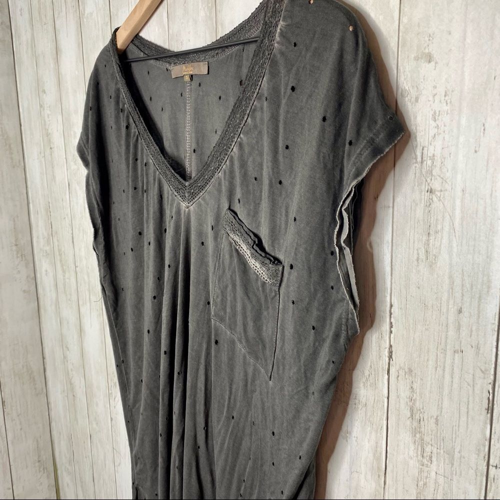 Madeline Sparklestein Distressed Tee C4*